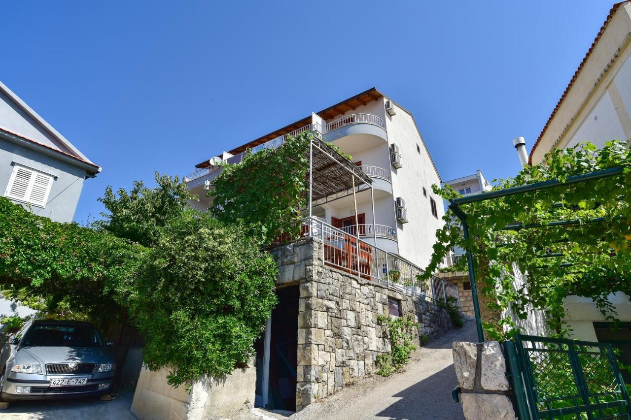 Apartmani Mate Makarska Eksteriør billede