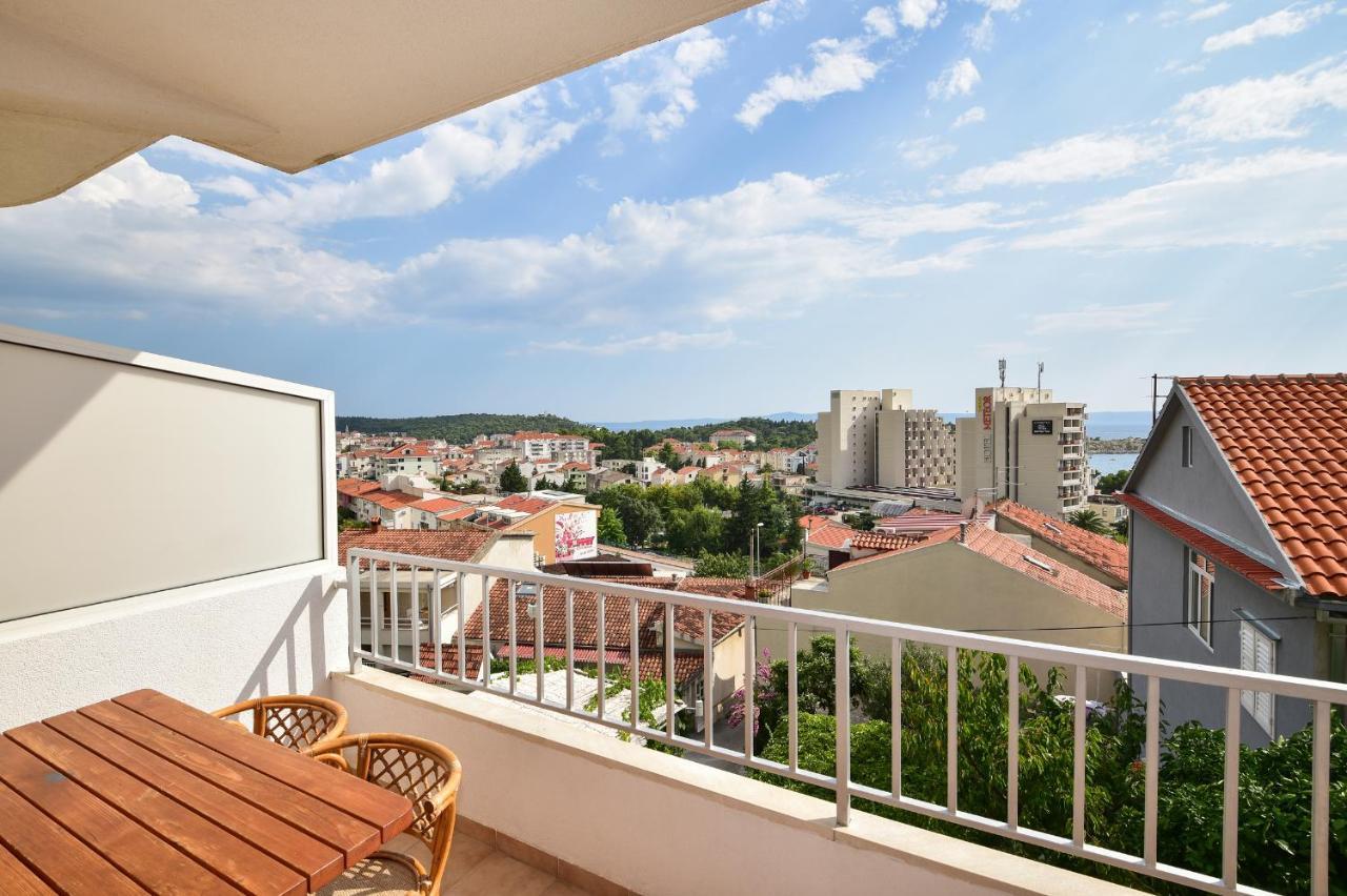 Apartmani Mate Makarska Eksteriør billede