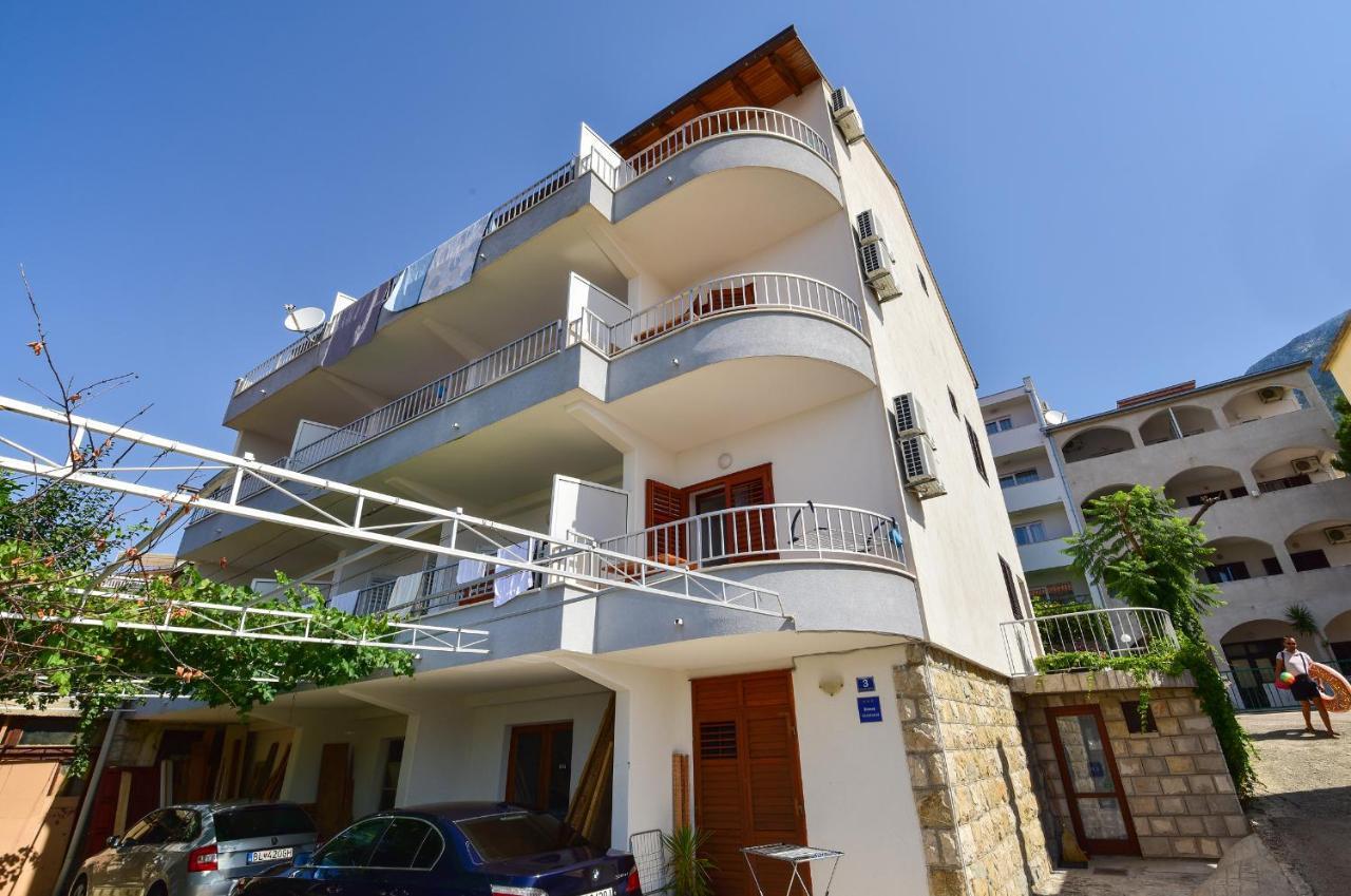 Apartmani Mate Makarska Eksteriør billede