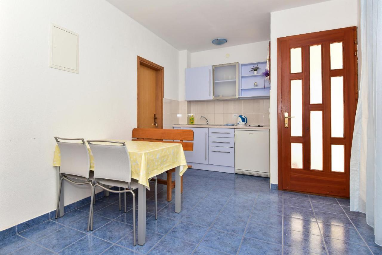 Apartmani Mate Makarska Eksteriør billede