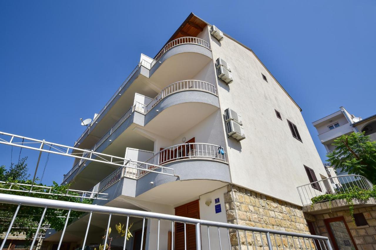 Apartmani Mate Makarska Eksteriør billede