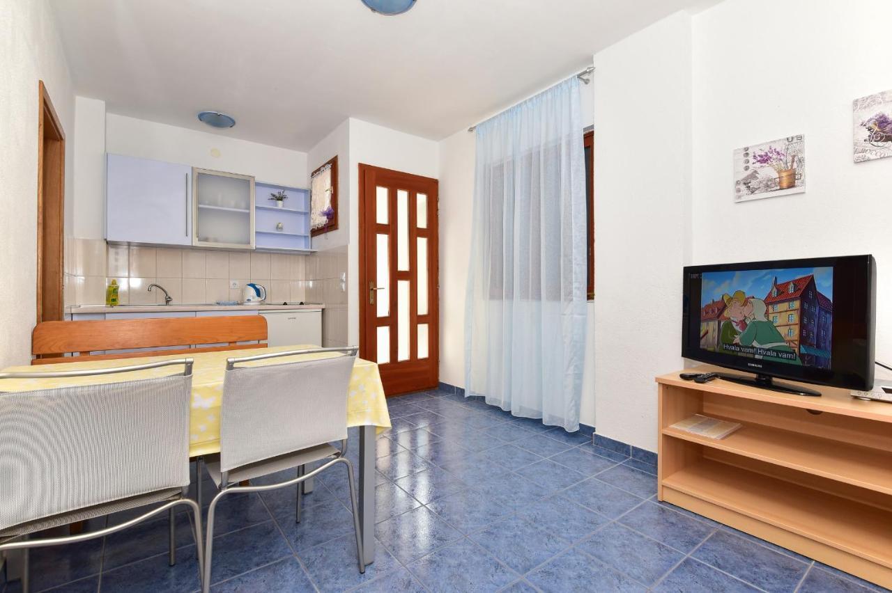 Apartmani Mate Makarska Eksteriør billede