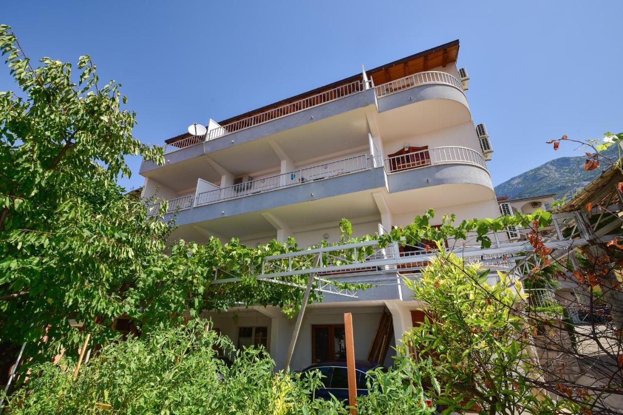 Apartmani Mate Makarska Eksteriør billede