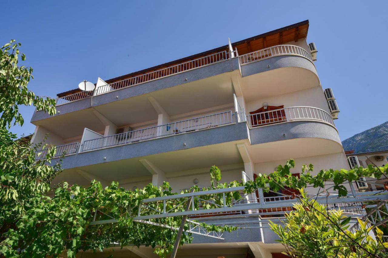 Apartmani Mate Makarska Eksteriør billede